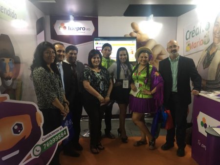 IDEPRO IFD presente en Ciudad Digital Financiera que se realizó en Tarija promocionó su servicio de atención de consultas por WhatsApp