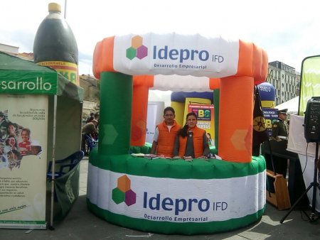 IDEPRO IFD presente en Feria educativa organizada por el Gobierno Autónomo Municipal de La Paz (GAMLP)