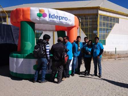 Feria financiera en la ciudad de Uyuni